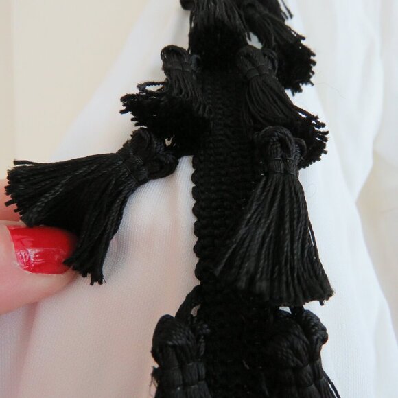 ANDREW GN F19 White Black Tassel Cut Out Embroidered White Black Top - Sz US 4 - Picture 10 of 16